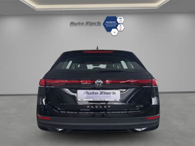 Volkswagen Passat 1.5 eTSI DSG Variant