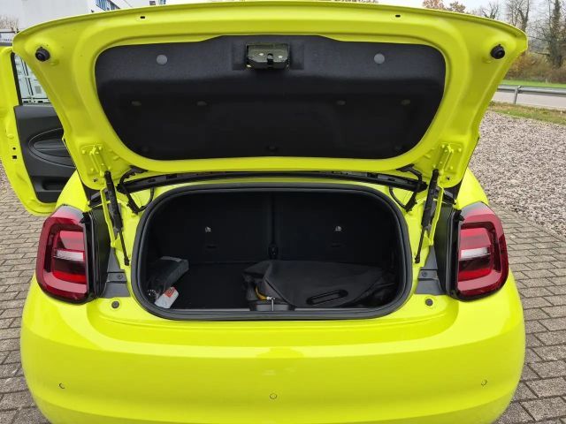 Abarth 500e Cabrio Turismo