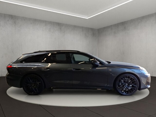 Audi A6 Avant Quattro S-Tronic