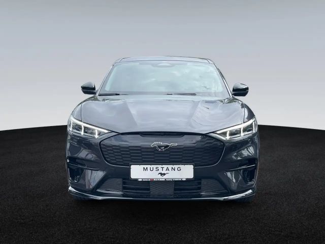 Ford Mustang Mach-E AWD GT