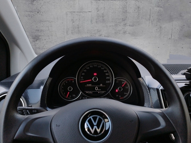 Volkswagen up! Move Move up!