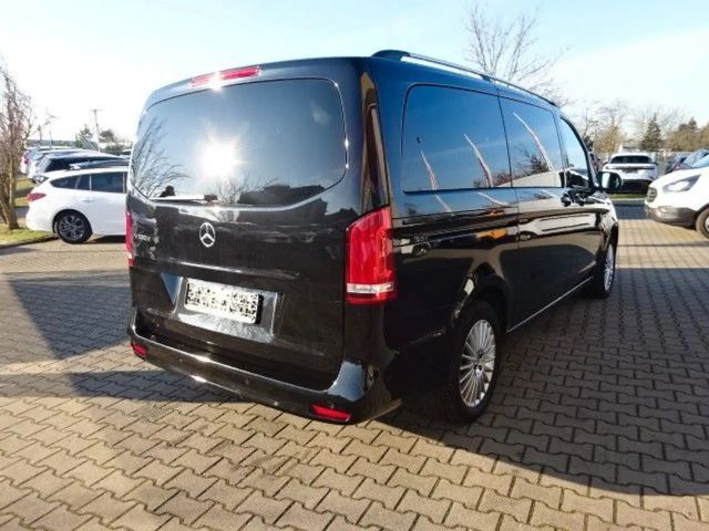 Mercedes-Benz V 220 Limousine Lang V 220 d