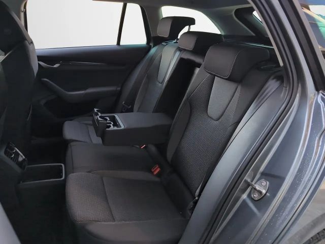 Skoda Octavia Selection