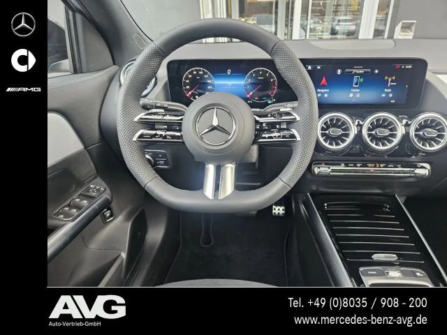 Mercedes-Benz GLA 200 AMG Line