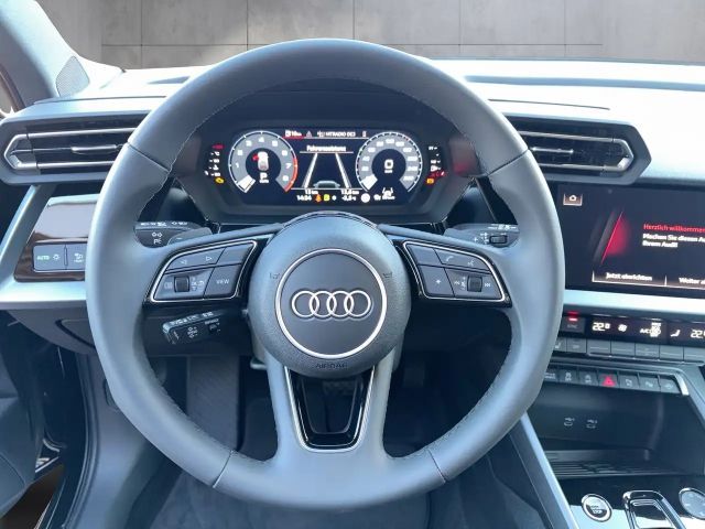 Audi A3 30 TFSI Sedan