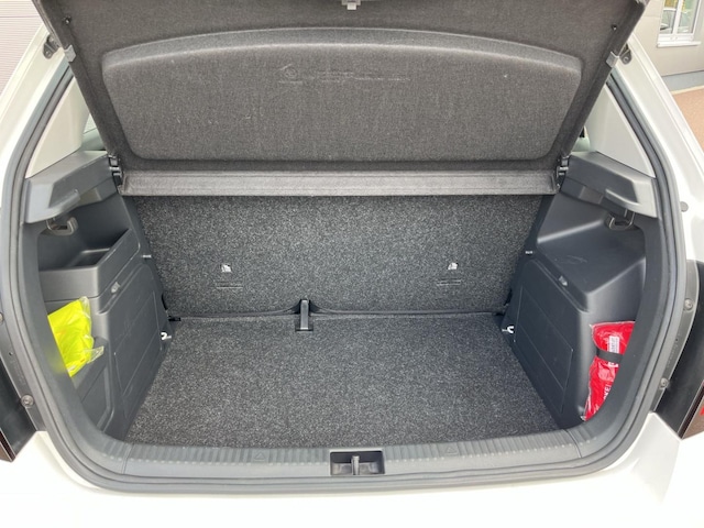 Skoda Fabia Fabia 1.0 MPI Klima DAB Sitzheizung