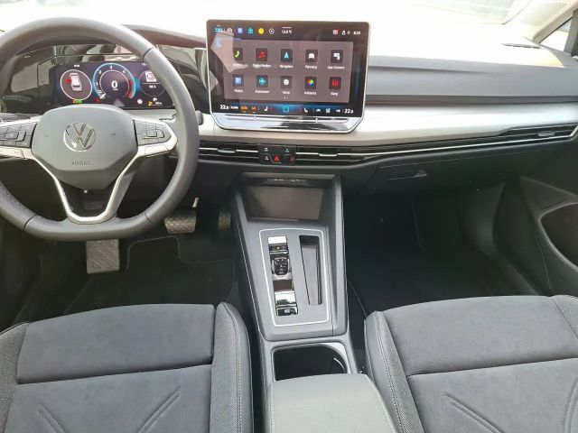 Volkswagen Golf Business DSG Variant