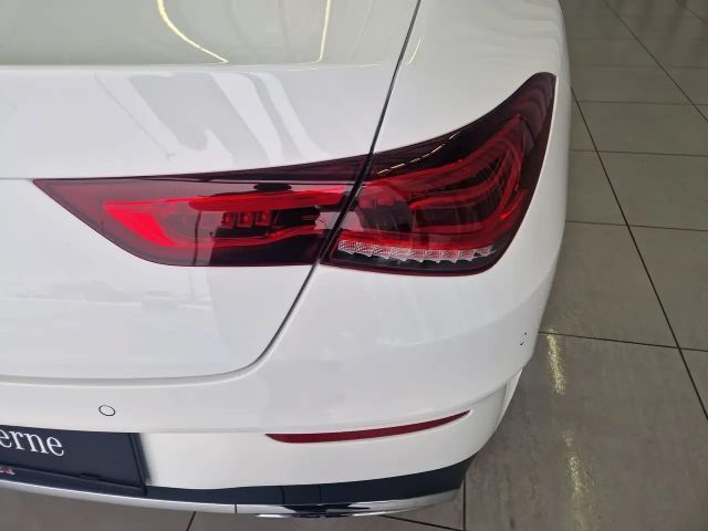 Mercedes-Benz CLA 200 AMG Line Coupé