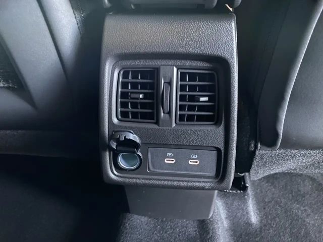 Renault Captur EDC Hybrid Techno