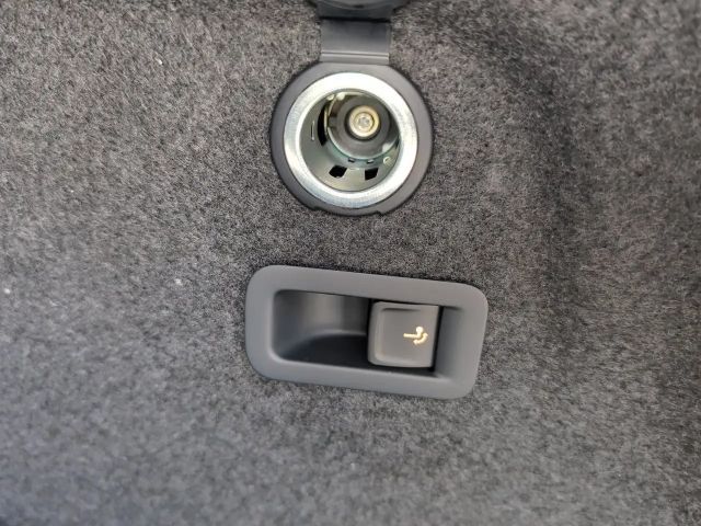 Volkswagen Golf Business DSG Variant