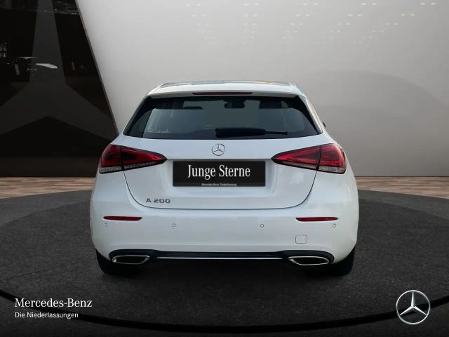 Mercedes-Benz A 200 Progressive