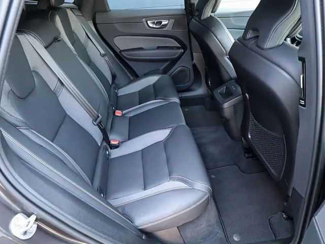 Volvo XC60 AWD Dark Geartronic Plus