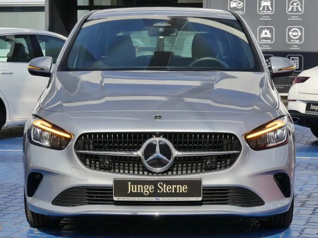 Mercedes-Benz B 180 Progressive