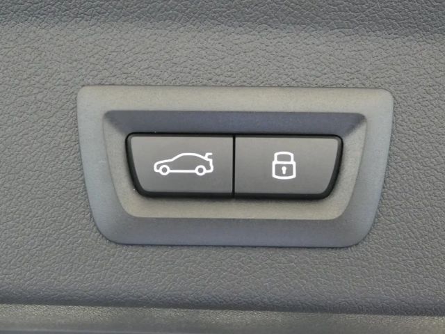 BMW 118 118d M-Sport Sedan