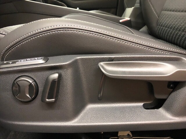 Volkswagen Passat 2.0 TDI Business DSG Variant