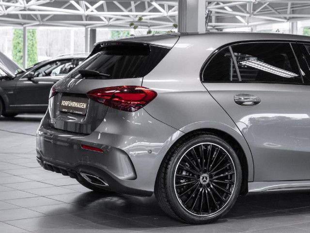 Mercedes-Benz A 200 A 200 d