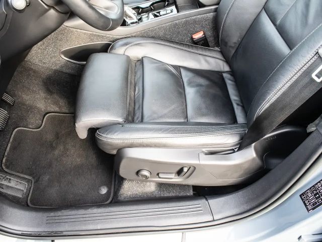 Volvo XC40 Dark Plus T5