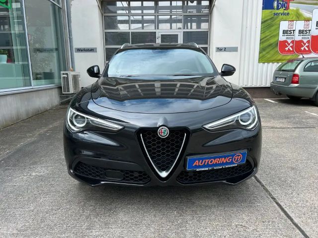 Alfa Romeo Stelvio Q4 Super
