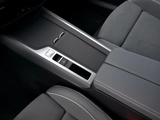 Volkswagen Passat 1.5 eTSI Business DSG