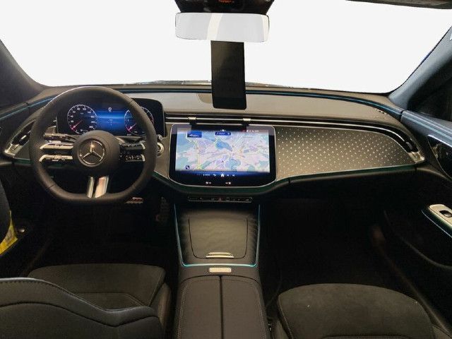 Mercedes-Benz E 200 E 200 d Sedan