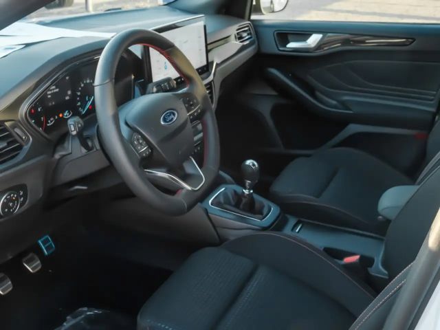 Ford Focus ST Line Wagon