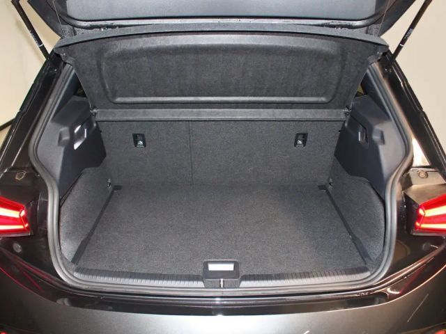 Cupra Born RCam|ACC|NAV|CarPlay|LenkHz|SHZ|LED|19Zoll