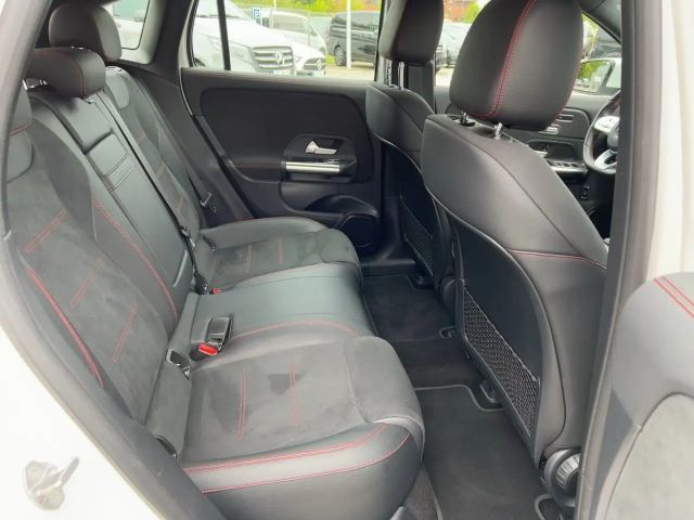 Mercedes-Benz EQA 250 AMG Line