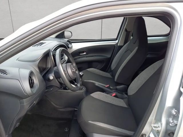 Toyota Aygo X Hatchback Play X-play