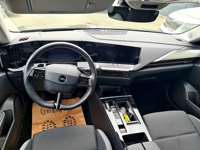 Opel Astra Business Edition Turbo