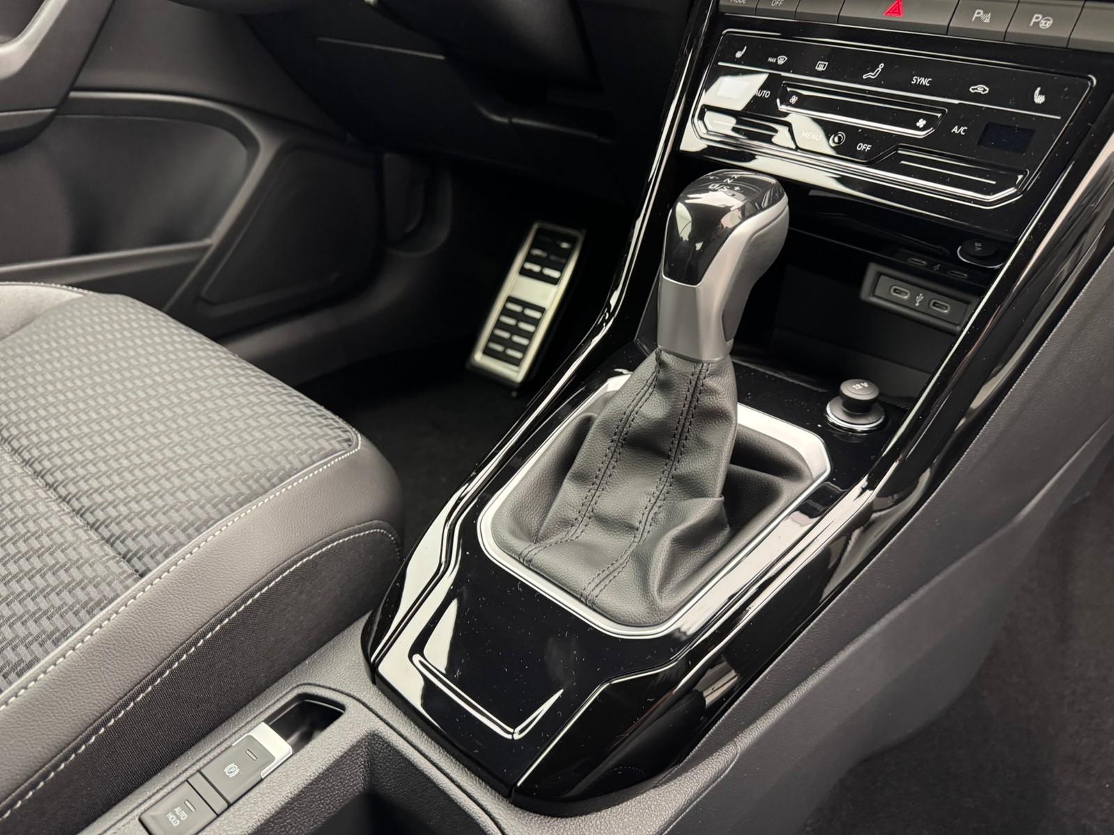 Volkswagen T-Roc 1.5 TSI Cabriolet DSG R-Line