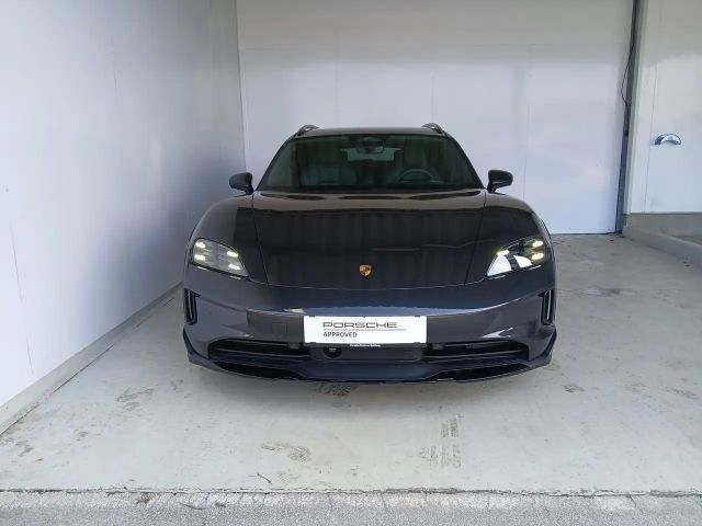 Porsche Taycan 4S Cross Turismo