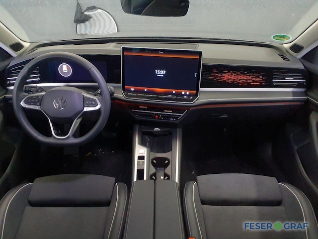 Volkswagen Passat 1.5 eTSI Business