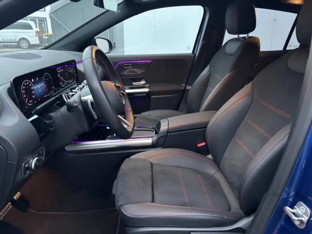 Mercedes-Benz GLA 200 4MATIC AMG Line GLA 200 d