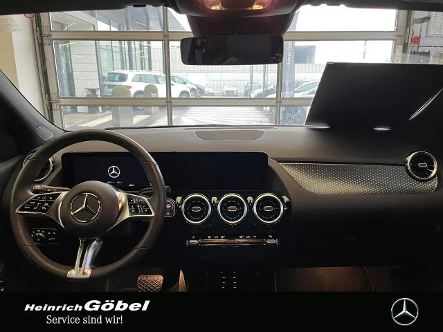 Mercedes-Benz GLA 220 4MATIC Progressive