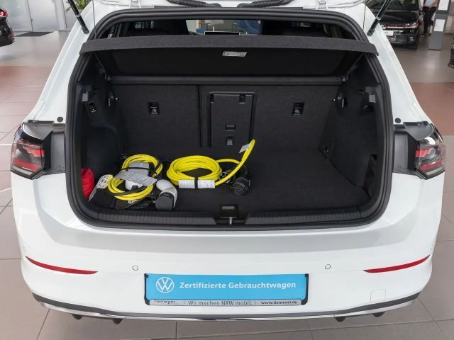 Volkswagen Golf GTE IQ.Drive