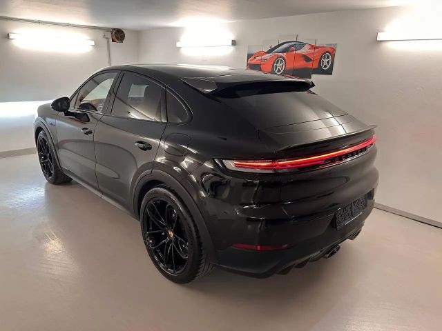 Porsche Cayenne Coupé E-Hybrid Turbo