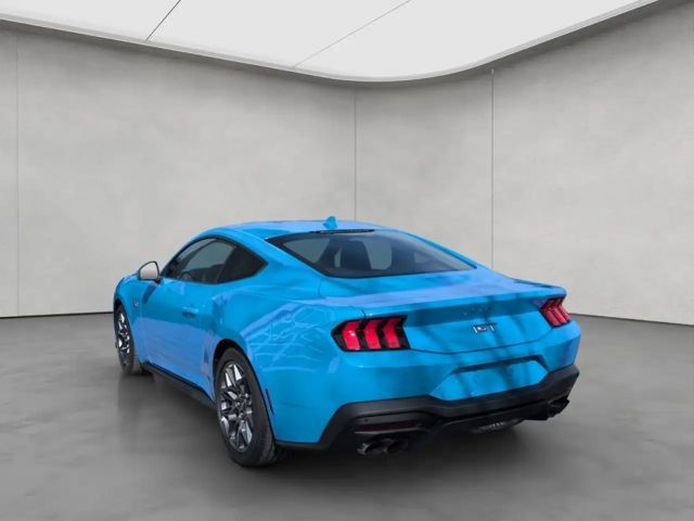 Ford Mustang Fastback GT 5.0 V8