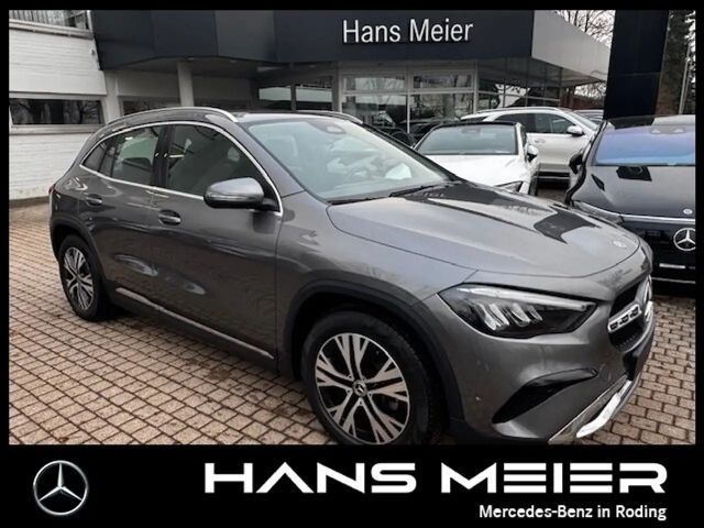 Mercedes-Benz GLA 180 Progressive