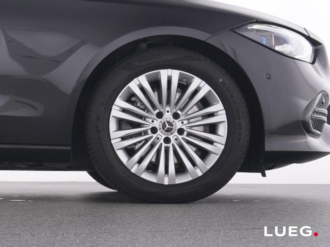 Mercedes-Benz C 200 AVANTGARDE Sedan