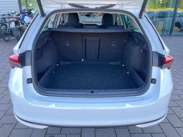 Skoda Octavia Combi Selection