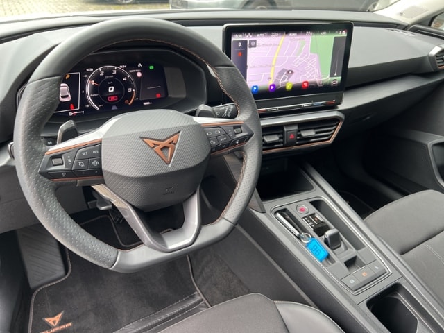 Cupra Leon 2.0 TDI LED+NAVI+AHK+FULL LINK+PARKLENK+ACC