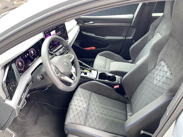 Volkswagen Golf DSG R-Line