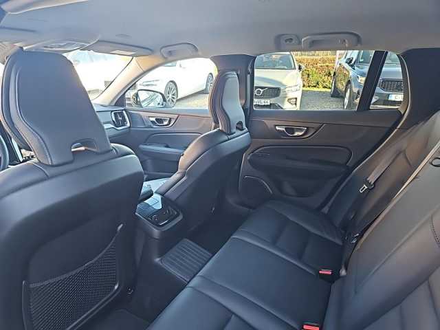 Volvo V60 AWD Dark Plus T6