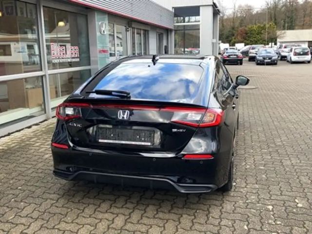 Honda Civic Advance e:HEV