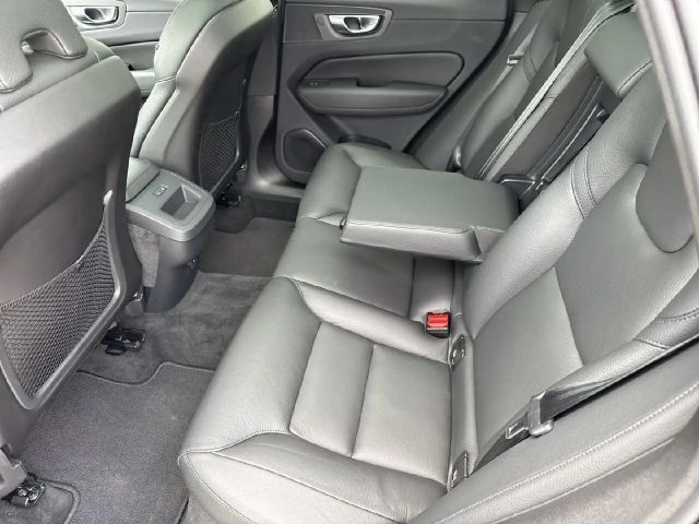 Volvo XC60 Dark Plus