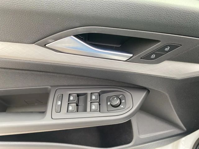 Volkswagen Golf 4Me TSI