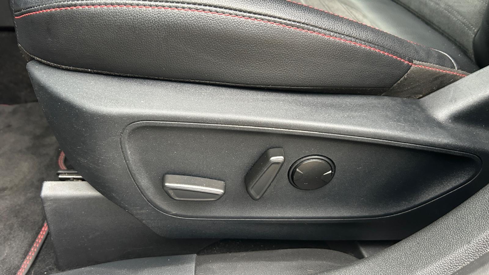 Ford Kuga Plug in Hybrid ST Line X