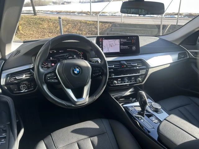 BMW 530 530e Touring xDrive