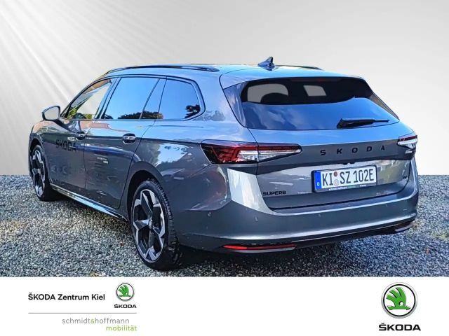 Skoda Superb 1.5 TSI Sportline iV