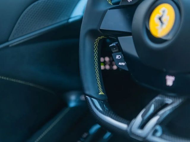 Ferrari Roma *NOVITEC*F. ADAS*MAGNE*P.DISPLAY*SMARTPHONE